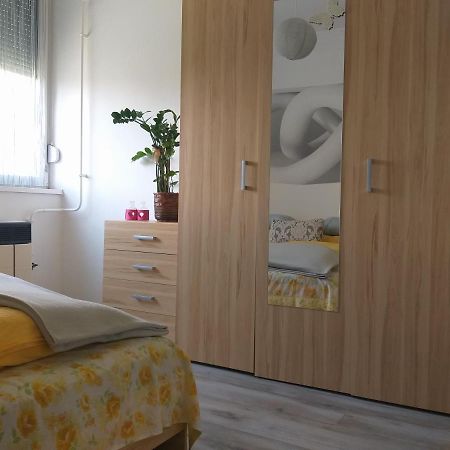 Simon Apartman Tiszafüred Esterno foto